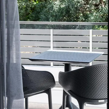 Aurelia Apartment Nikiana Exterior photo